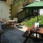 The Barn And Tearoom בית הארחה
