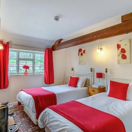 Konukevi The Barn And Tearoom 3*