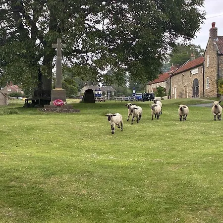 The Barn And Tearoom 3*