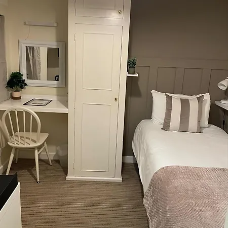 Konukevi The Barn And Tearoom 3*