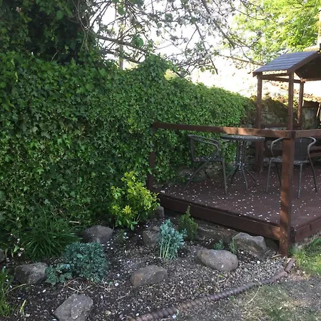 The Barn And Tearoom 3*